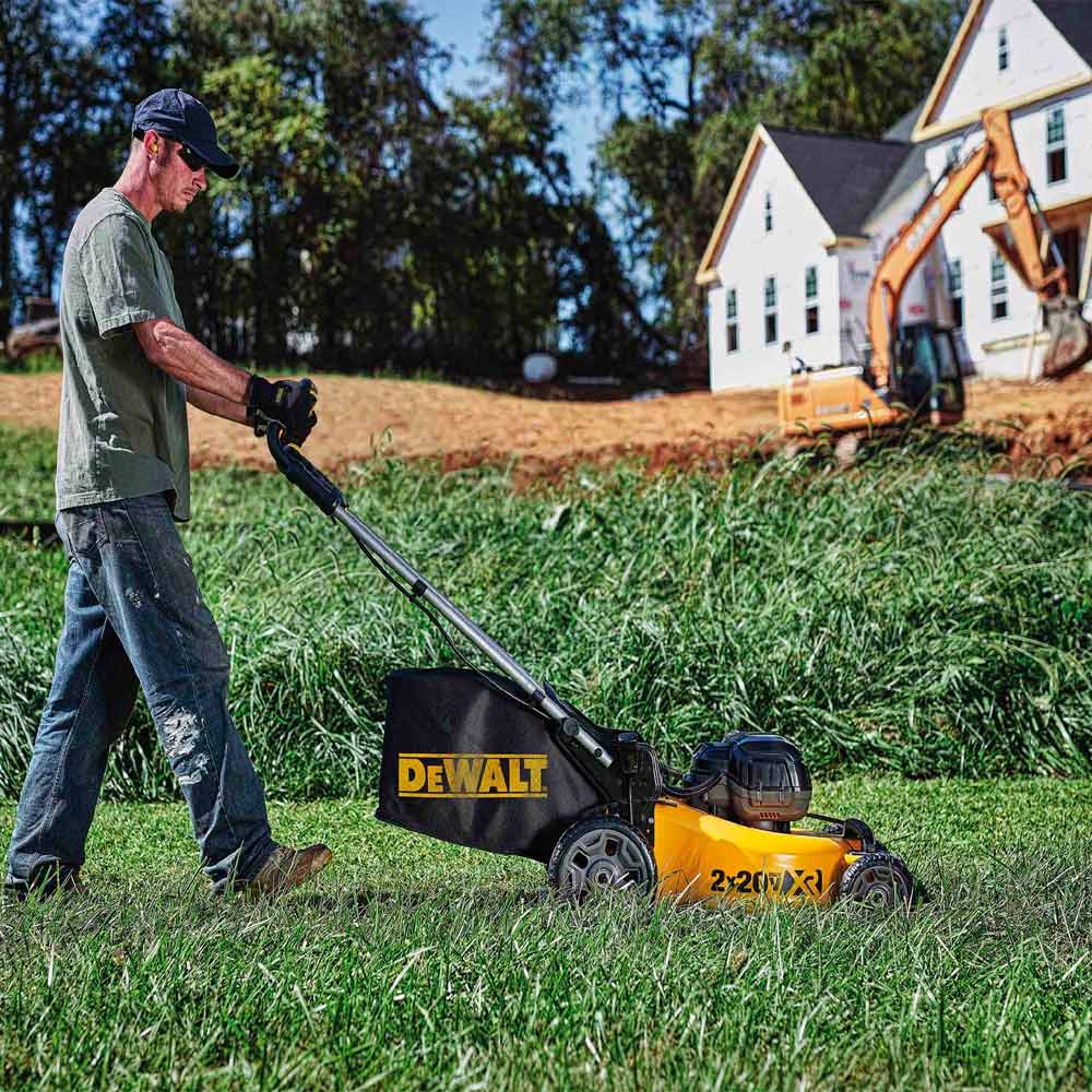 Dewalt Cortadora De Cesped 3 en 1 20V. Max DCMW220P2 Vultec