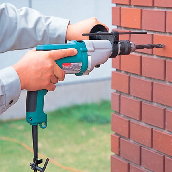 MAK0409__3 MAK0409__3