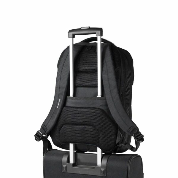 knncOIiXD-Mochila-Escape-Black-20-Lts-1011756-Imagen-5.jpg