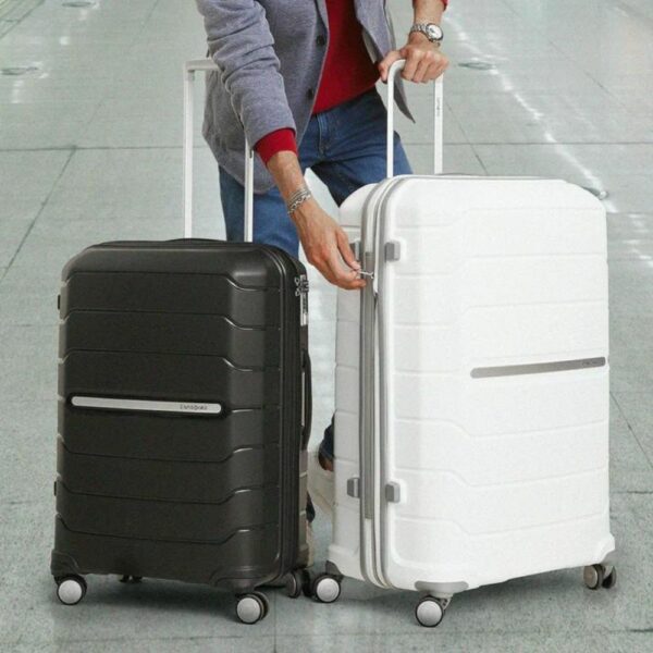 ygB3_WQNyO-Maleta_Octolite_Sp_55_20_Exp_Cabina_Negra_Dura_Samsonite_1011735_4.jpg
