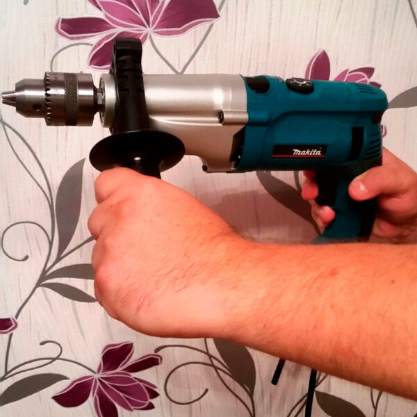 images2Fproducts2FIYYZkx0_v-Makita-Taladro-Percutor-1_2_-1010w-2-Velocidad-2B-Maletin_MAK0451_3.jpg