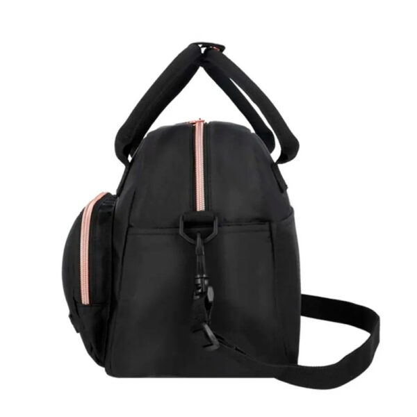 oB_dcCwYsf-1013572_5.jpg oB_dcCwYsf-1013572_5.jpg