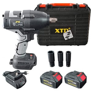 Llave impacto 1/2 XTD 700NM 4725 + 2 baterías + cargador